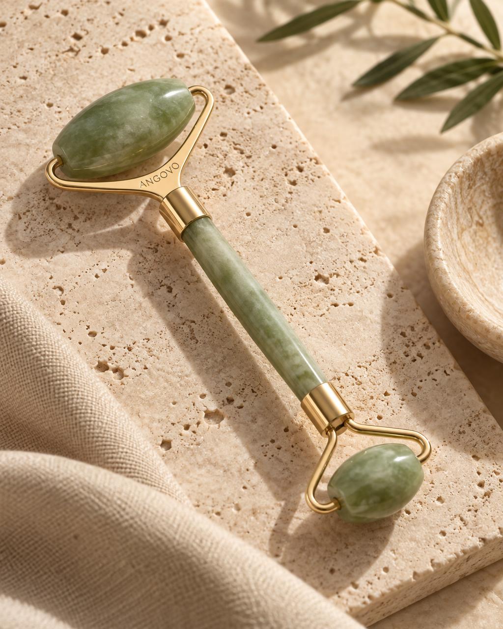 Facial Roller (Jade & Gold Finish)